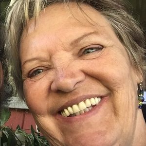 Meet your Posher, Jodi